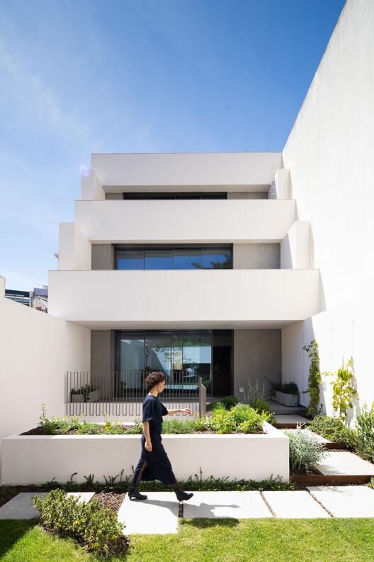 House No. 7 – Avenidas Novas / Camarim Arquitectos - Exterior Photography