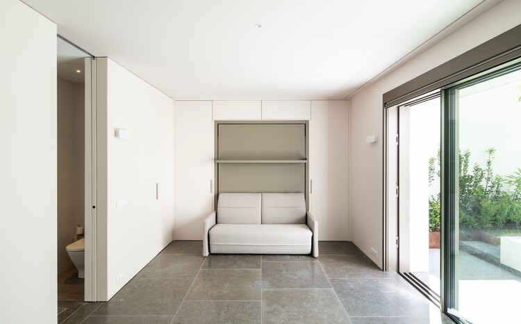 House No. 7 – Avenidas Novas / Camarim Arquitectos - Interior Photography, Wood, Door